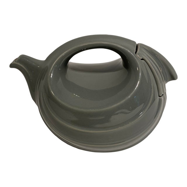 Pristine Art Deco Teapot by Hall Company, 1930s For Sale