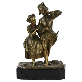 Romantic Couple Figurine in Bronze For Sale