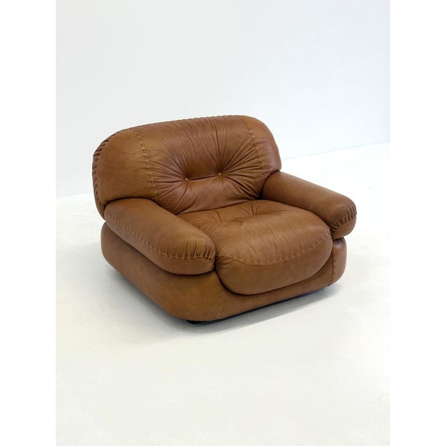Cognac Brown Leather Sapporo Armchair by Mario Marenco for Mobil Girgi, 1970s For Sale - Image 12 of 12