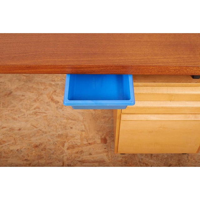 2-Part Model 10 Draft Desk with Drawers in Maple, & Teak Veneer Top from Wohnhilfe, 1956 For Sale - Image 3 of 16