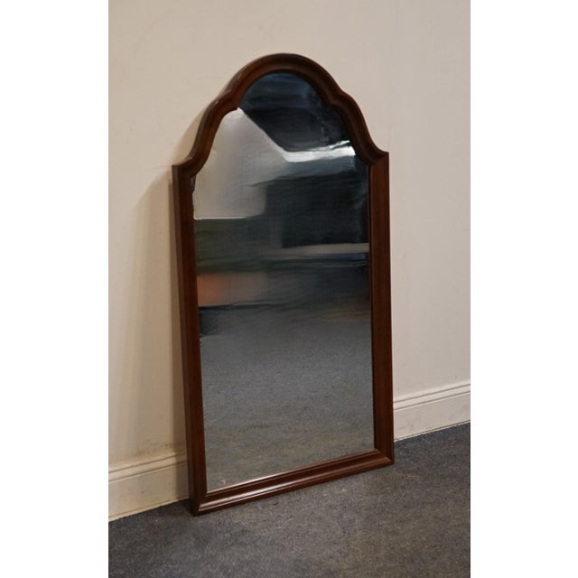 Traditional Thomasville Furniture Collector's Cherry Traditional Style 21" Dresser / Wall Mirror 10111-221 For Sale - Image 3 of 5