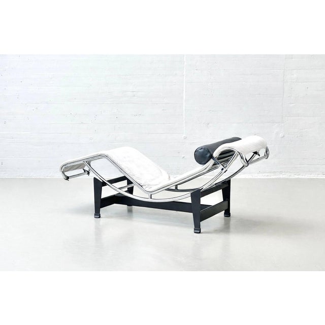 LC4 Chaise Longue by Le Corbusier, Jeanneret, and Perriand for Cassina, Late 1970s For Sale - Image 6 of 18