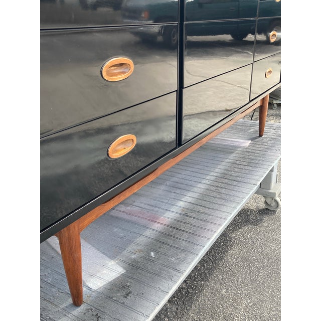 Mid 20th Century Dixie Mid Century Modern Dresser Lacquered in Black For Sale - Image 5 of 11