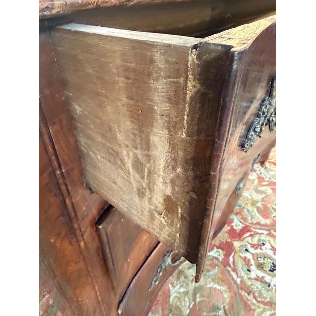 Louis XIV Style Chest of Drawers in Oak For Sale - Image 5 of 8