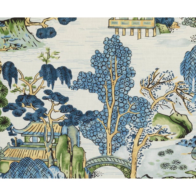 2020s Chinoiserie Pillow Cover in Green, 22x22 Pillow For Sale - Image 5 of 5