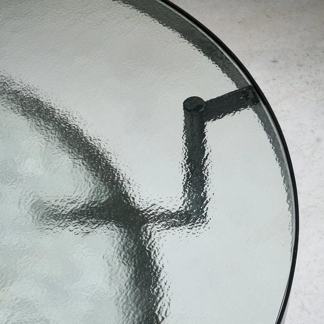 Black Round Coffee Table with Structured Glass Top by Janni van Pelt, Netherlands, 1960s For Sale - Image 6 of 10
