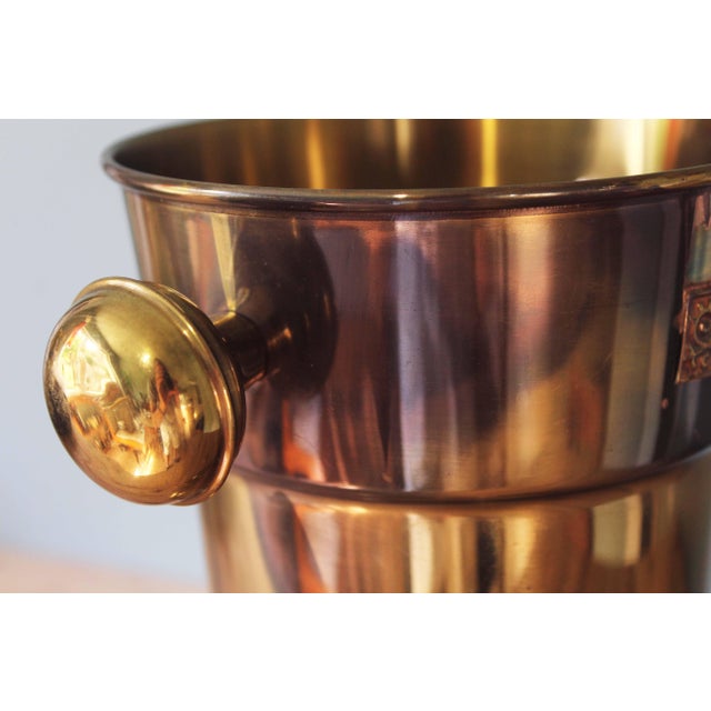 Mid-Century Modern Ice Bucket in Brass and Enamel Details, 1960s For Sale - Image 3 of 11
