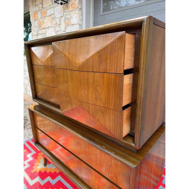 1960s 1960s Diamond Front Tall Dresser/ Gentlemen's Chest For Sale - Image 5 of 7