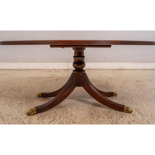 Henkel Harris Henkel Harris Model 5241 Mahogany Banded Inlaid Oval Coffee Table For Sale - Image 4 of 12