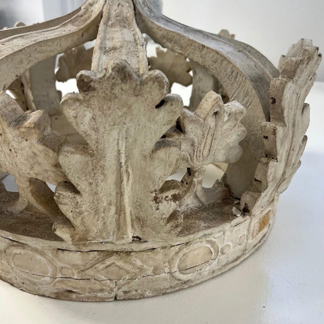 Antique French Carved Wood Distressed Canopy Crown For Sale - Image 11 of 11
