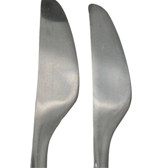 Mid-Century Modern 1950s Don Wallace for Lauffer Design 2 Stainless Steel Set of 42 For Sale - Image 3 of 12