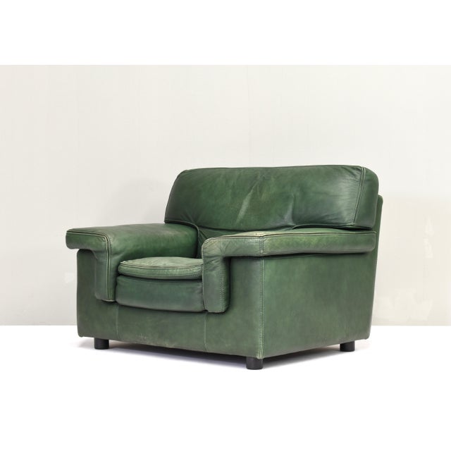 Roche Bobois Lounge Armchair in Original Green Patinated Leather 1970 For Sale - Image 3 of 17