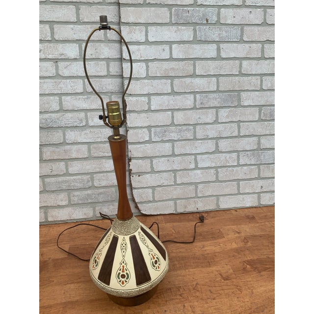 Mid Century Modern Table Lamps - Pair For Sale In Chicago - Image 6 of 10