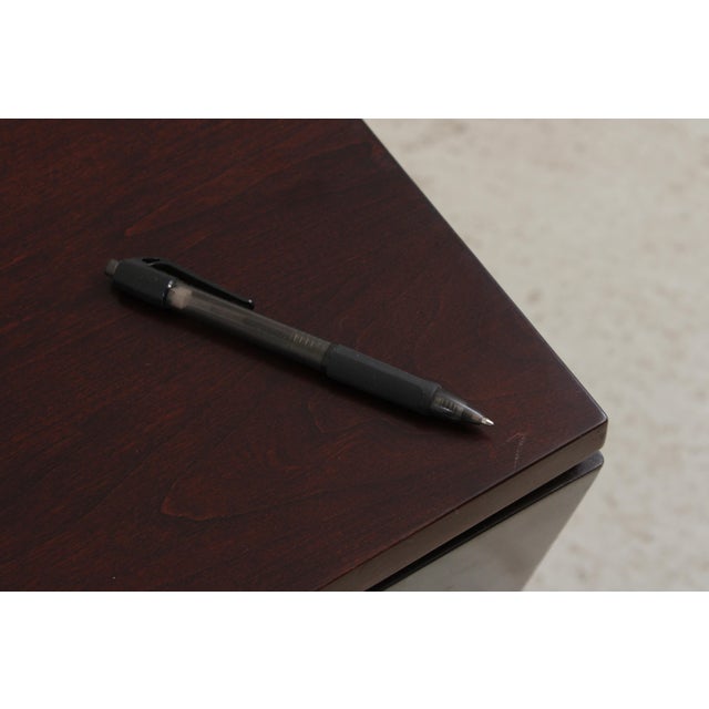 Stickley Metropolitan Cherry Lift Top Box Table For Sale - Image 13 of 15