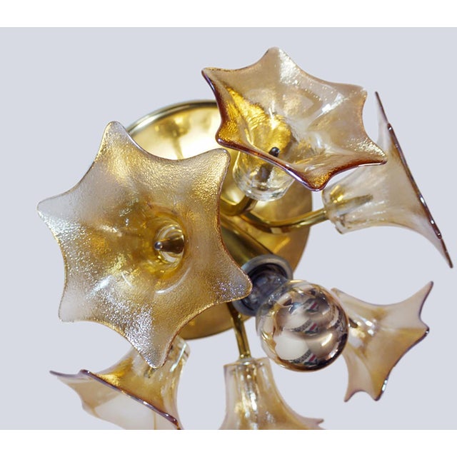 Sische Sputnik Flower Flush Mount in Amber Murano Glass and Brass, 1960s For Sale - Image 3 of 8