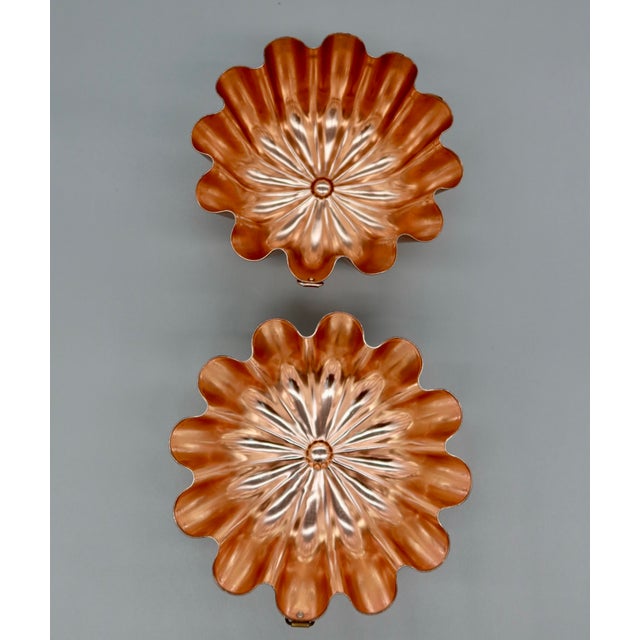 Late 20th Century Vintage Copper Molds, Similar Pair — Scalloped Flower Design For Sale - Image 5 of 6