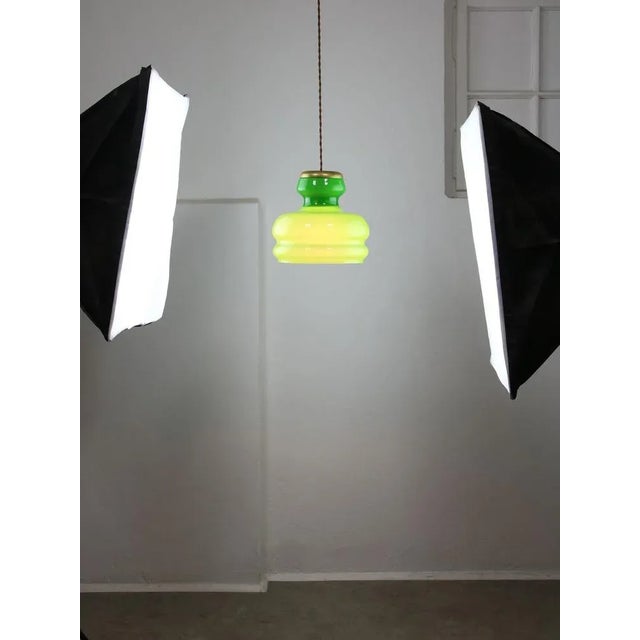 Mid-Century Italian Green Brass and Glass Pendant Lamp For Sale - Image 6 of 11