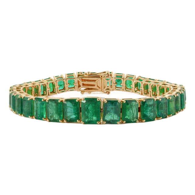 Statement 30.46ct Natural Emerald Vintage Tennis Bracelet in 18k Yellow Gold For Sale