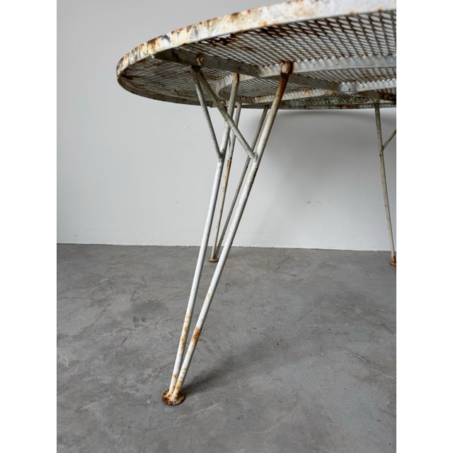 1960s 1960’s Mid-Century Modern Round Mesh Top Outdoor Dining Table by John Salterini, Attributed For Sale - Image 5 of 12