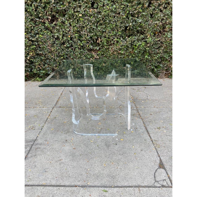 Mid-Century Modern 1970s Lion in Frost Style Lucite & Glass Side Table For Sale - Image 3 of 3