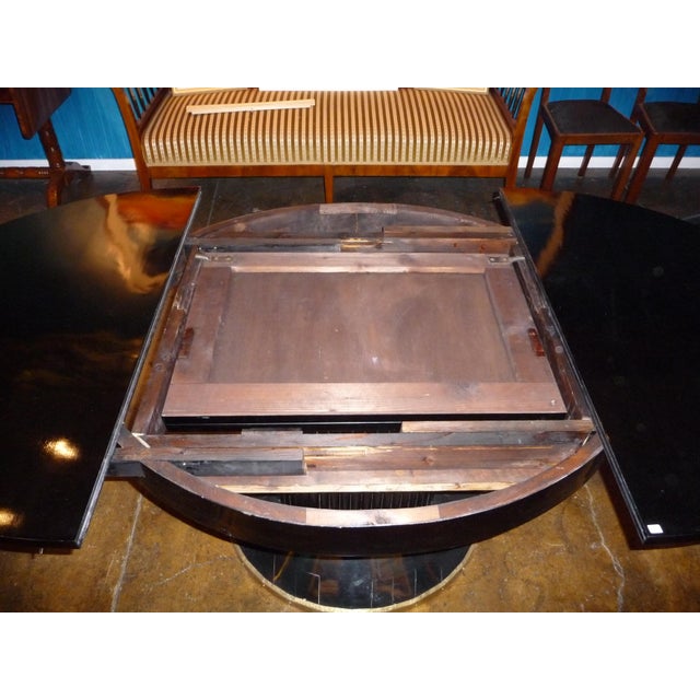 1940s Art Deco Oval Black Lacquer Hall/Foyer Table -Expands to Racetrack For Sale - Image 10 of 11