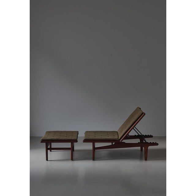 Set of Danish Modern Adjustable GE-1 Daybed and Ottoman in Teak by Hans J. Wegner for GETAMA, 1950s For Sale - Image 6 of 18
