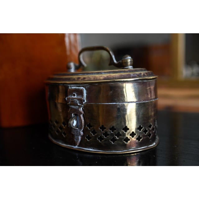 1960s Vintage Solid Brass Cricket Keeper Box Reticulated Lidded Trinket Case For Sale - Image 5 of 8