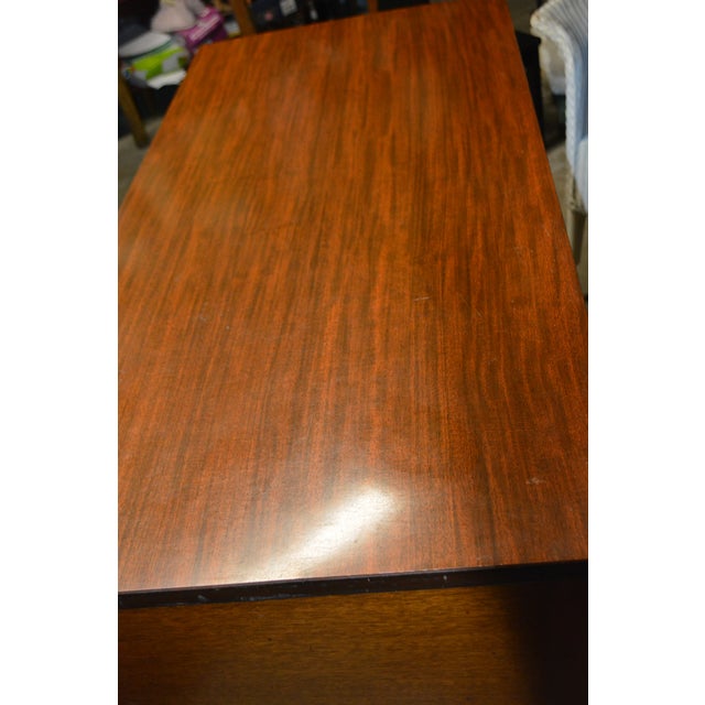 Vintage 1960s Federal Biggs Furniture 3 Drawer Solid Golden Mahogany Writing Desk For Sale - Image 9 of 18