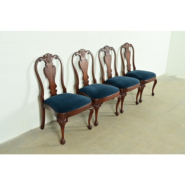 Smith & Watson Smith & Watson Georgian Carved Mahogany Dining Chairs, Set of Four For Sale - Image 4 of 14