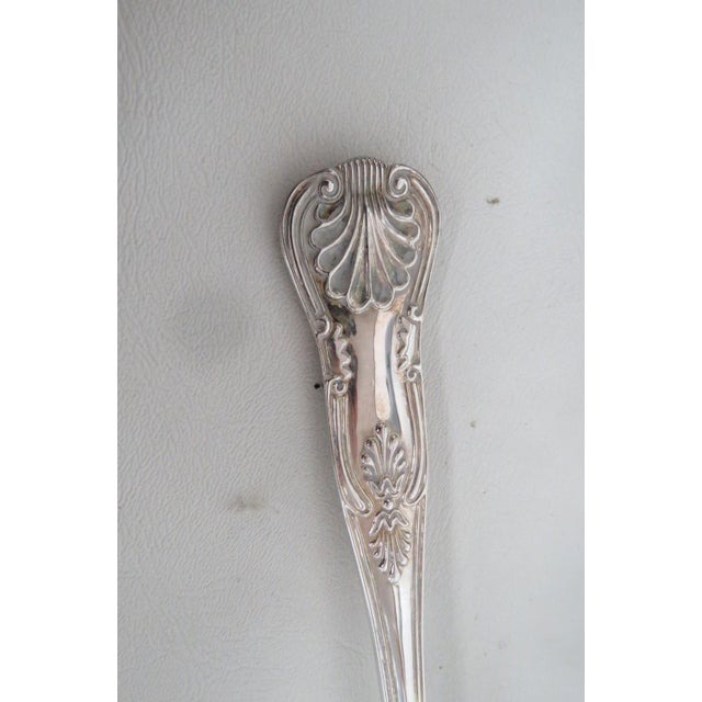 Mid 20th Century Towle Silversmiths Silverplated Large Serving Spoon Scrollwork Shell Motif For Sale In Miami - Image 6 of 8