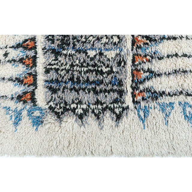 Textile Swedish Rya Rug by Aili Suomi Doris Leslie Blau Collection For Sale - Image 7 of 10