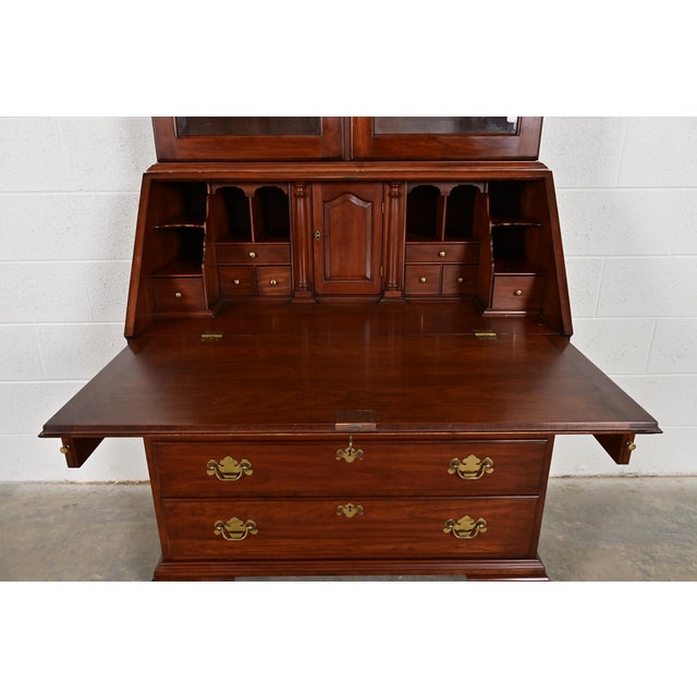 Henkel Harris Georgian Solid Cherry Wood Drop Front Secretary Desk With Bookcase Hutch, 1970s For Sale In South Bend - Image 6 of 12