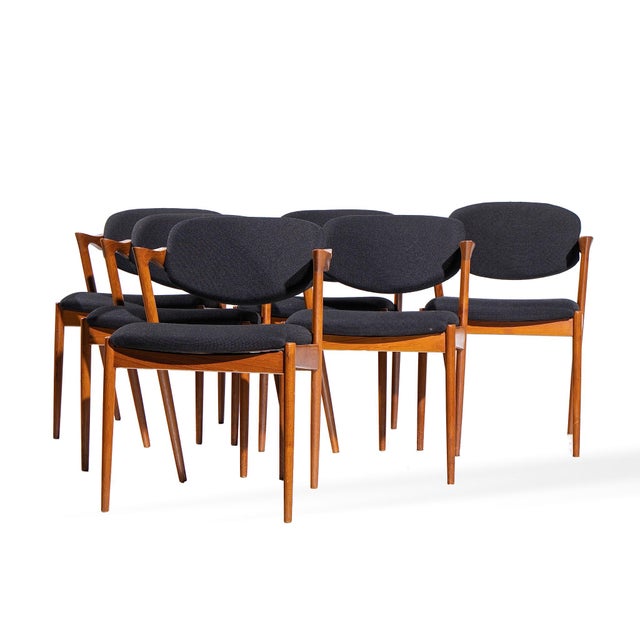 Mid-Century Modern Kai Kristiansen Model 42 Mid Century Danish Teak Z Dining Chairs - Set of 6 For Sale - Image 3 of 10