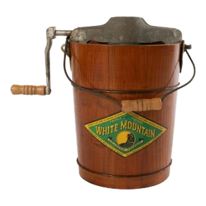 Vintage White Mountain Hand Crank Ice Cream Freezer