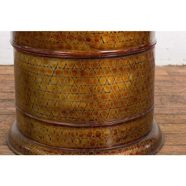 Brown Thai Vintage Negora Lacquer Circular Storage Bin with Snake Skin Patterns For Sale - Image 8 of 13