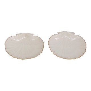 Late 20th Century Lenox Aegean Shell Shaped Ivory Porcelain Dishes 2 Pair With 24k Gold Trim For Sale
