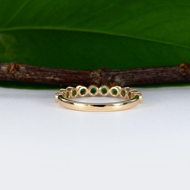 Zambian Emerald Band in Solid 14k Gold – Round Accents – A Timeless Jewelry, Size 6.75 For Sale - Image 9 of 10