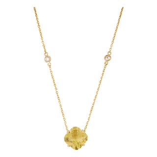 2.04ct Natural Lemon Topaz & Diamond Station Clover Pendant Necklace in 14k Gold For Sale
