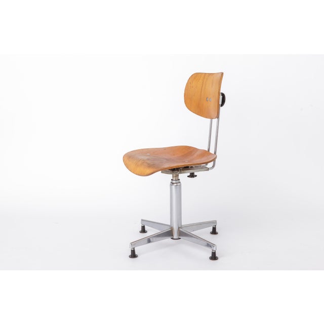 Industrial German Bauhaus Swivel Chair by Egon Eiermann for Wilde & Spieth, 1950s For Sale - Image 3 of 11
