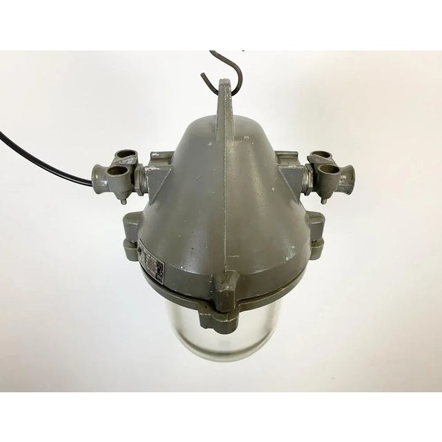 Dark Grey Industrial Cast Aluminium Explosion Proof Lamp from Elektrosvit, 1960s For Sale - Image 4 of 16