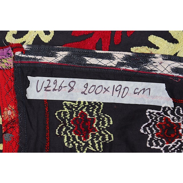 Vintage Hand-Embroidered Suzani Wall Hanging, Uzbekistan, 1920s For Sale - Image 14 of 18