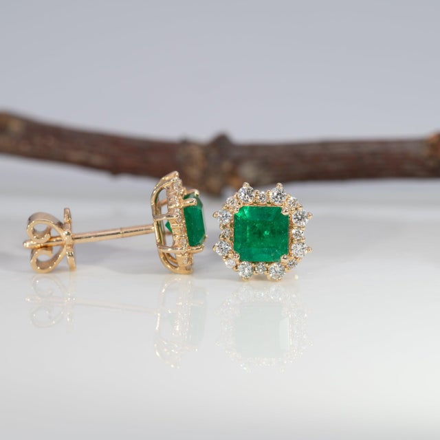 2020s Colombian Emerald Earrings With Natural Diamond Accents: Solid 14k Gold, 5mm For Sale - Image 5 of 7