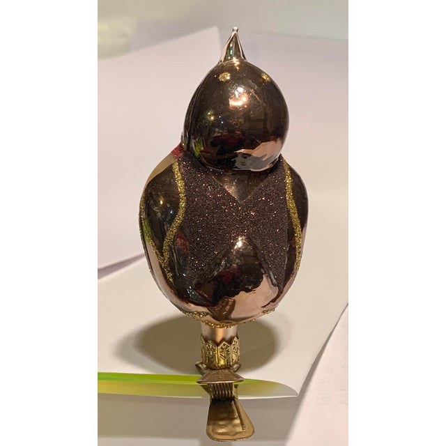 1970s Vintage 1970s Songbird Clip-On Hand Blown Christmas Ornament With Gold Micca For Sale - Image 5 of 11