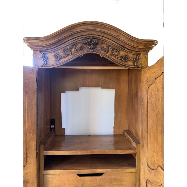 1990s Henredon Late 20th Century French Media Armoire For Sale - Image 5 of 10
