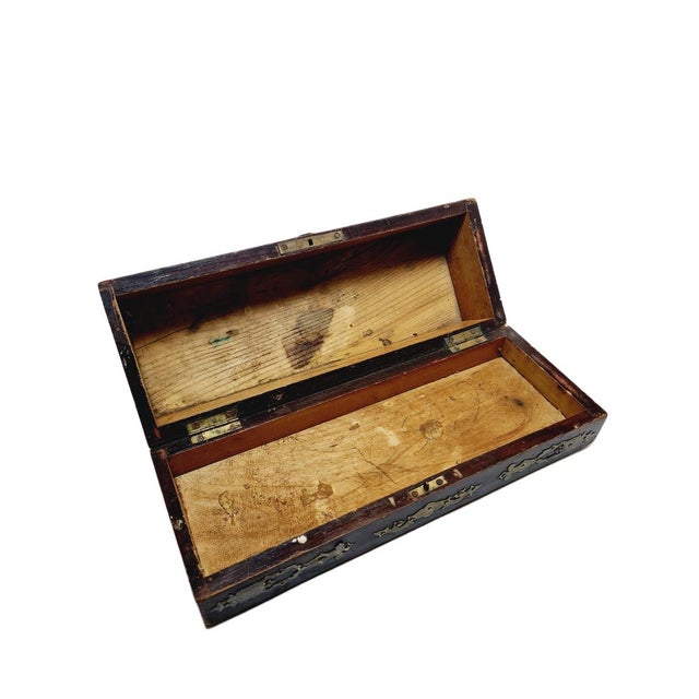 Art Nouveau Oriental Box with Marquetry, 1900s, in Good conditions. Designed 1920 to 1949