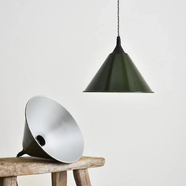 Original Vintage Military MOD Pendant Field Light For Sale - Image 3 of 6