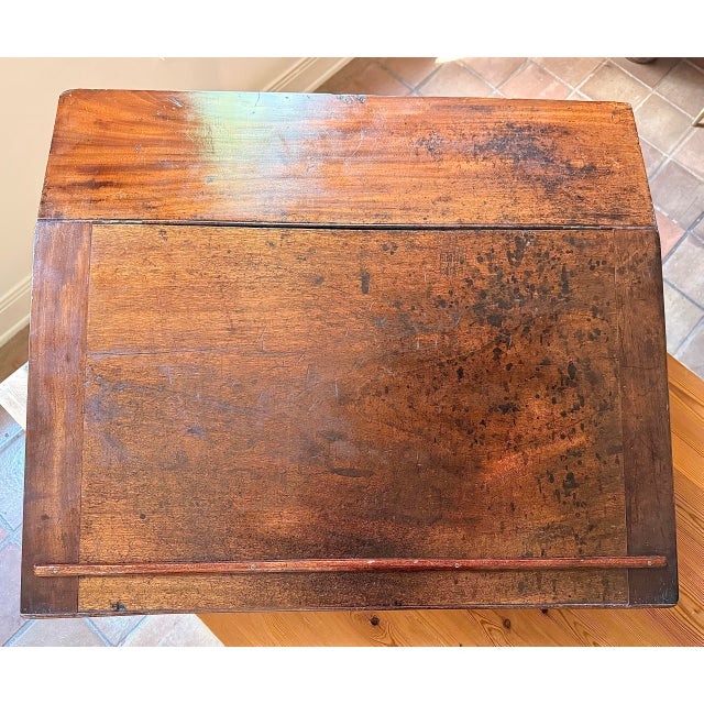 English Antique Early 19th Century English Georgian Mahogany Shopkeeper’s Writing Slope Desk For Sale - Image 3 of 12