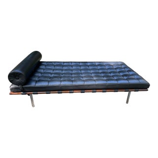 Classic Vintage Barcelona Daybed by Mies Van Der Rohe for Knoll, Inc. For Sale