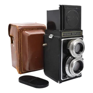 1940s Kodak Twin Lens Reflex Tlr Camera With Original Leather Case and Cap
