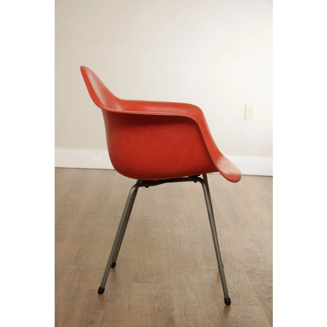 Eames Mid 20th Century Mid-Century Modern Eames Style Shell Armchair For Sale - Image 4 of 13
